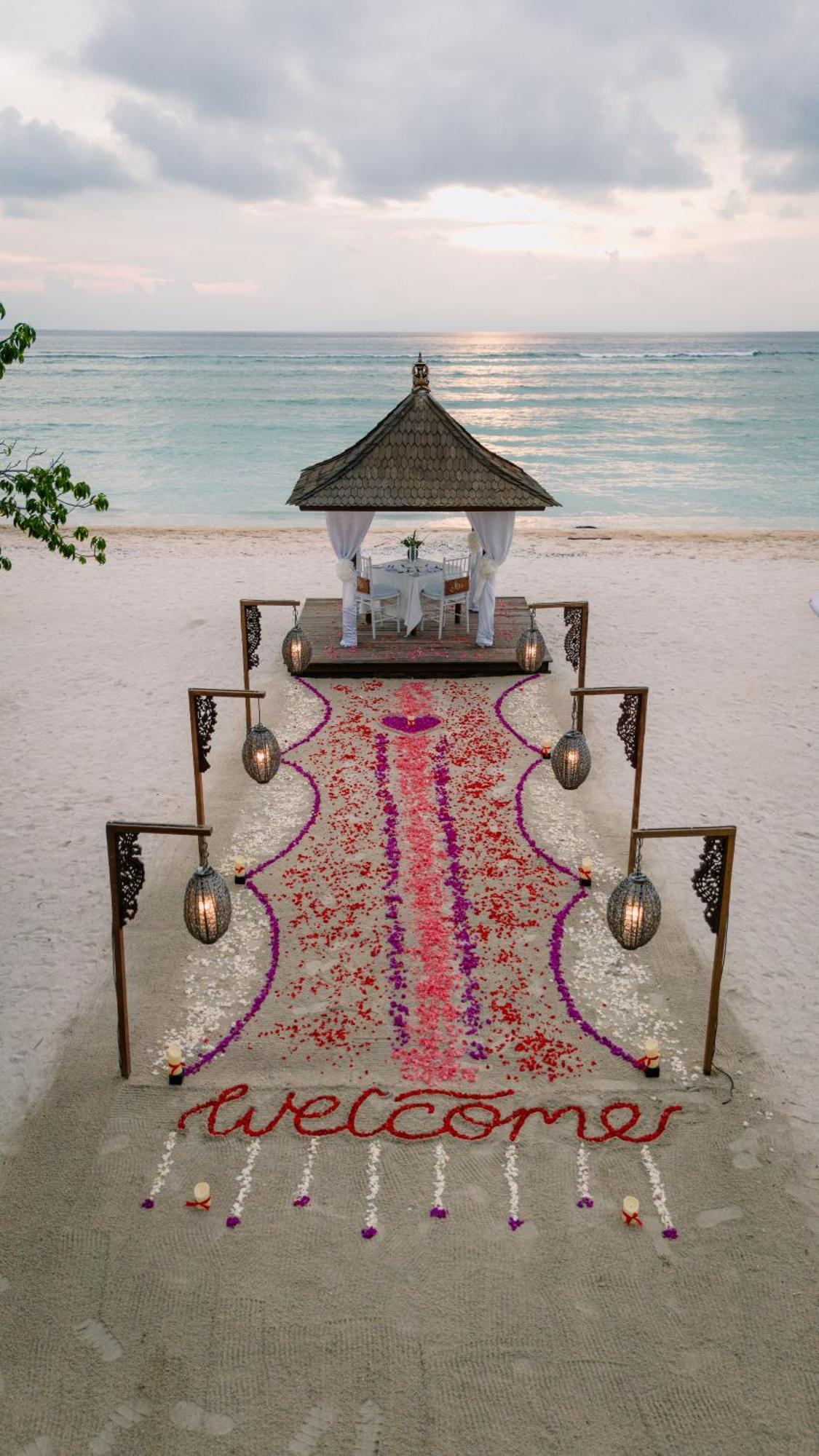Ombak Sunset Gili Trawangan